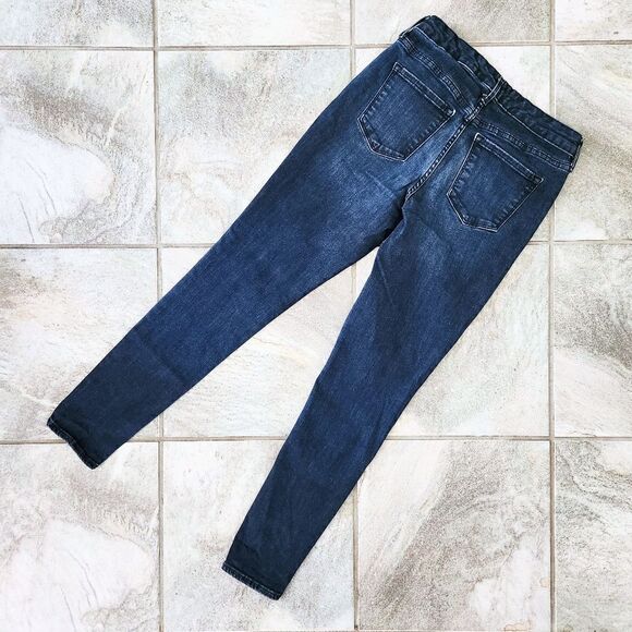 Old Navy Rockstar Mid-Rise Skinny Jeans Dark Wash Size 8 REG - Picture 6 of 8